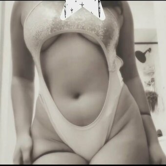 Visual Vixen / Julenia Cox / visualvix3n Nude Leaks Photo 9