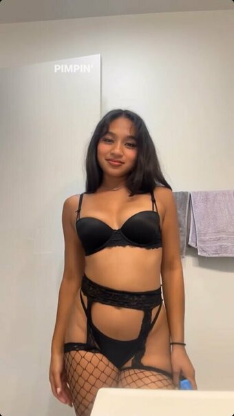 Visual Vixen / Julenia Cox / visualvix3n Nude Leaks Photo 18