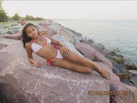 Visual Vixen / Julenia Cox / visualvix3n Nude Leaks Photo 20
