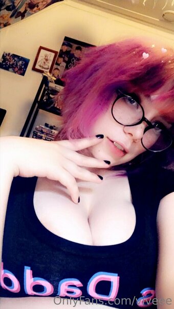 viveee Nude Leaks Photo 2