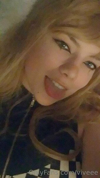 viveee Nude Leaks Photo 21