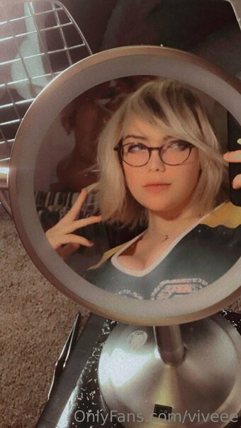 viveee Nude Leaks Photo 27