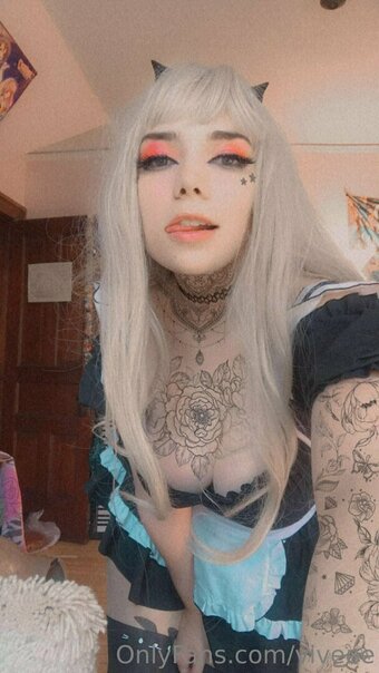 viveee Nude Leaks Photo 28