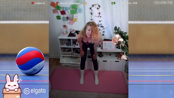 vleafnin / Littleloona Nude Leaks Photo 7