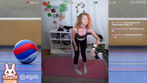 vleafnin / Littleloona Nude Leaks Photo 10