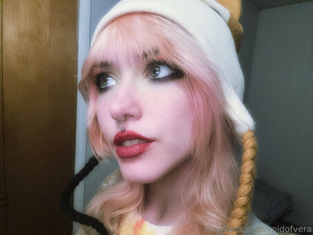 voidofvera Nude Leaks Photo 9