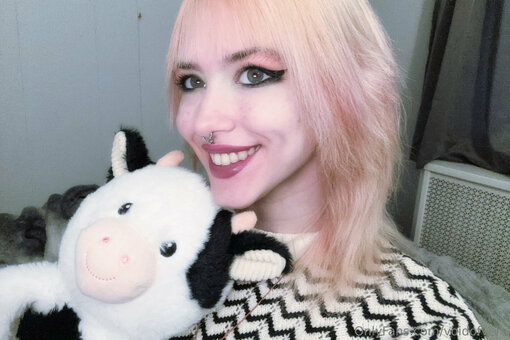 voidofvera Nude Leaks Photo 12