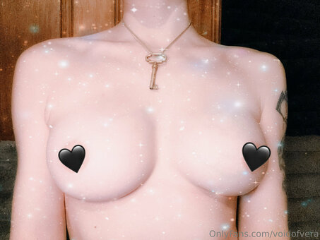 voidofvera Nude Leaks Photo 21