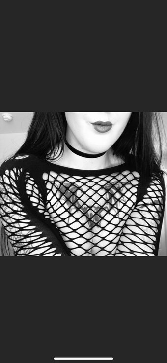 Voidvvitch / Toribiohazard Nude Leaks OnlyFans Photo 7