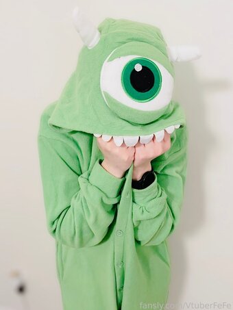 VtuberFefe / FeFe / covfefechan Nude Leaks Photo 26