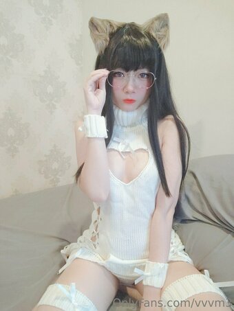 vvvm3 Nude Leaks Photo 10