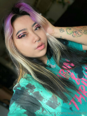 waifoodd Nude Leaks Photo 2