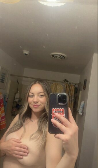 _.weems._ / _.weeems._ / amber / coffeecakess00 / theambear_ Nude Leaks OnlyFans Photo 1