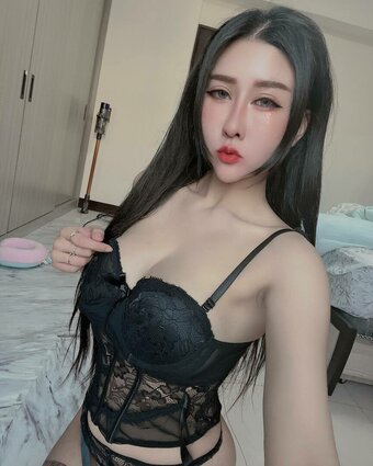 Wei Ling 凌薇 / cocobaby_1016 Nude Leaks Photo 2