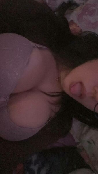 weirdfisheskkkk / favicon.ico / https: / linaxcarol Nude Leaks Photo 5