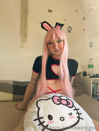 weirdoroki Nude Leaks Photo 10