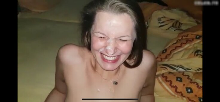 Wer kennt diese Facial Queen?