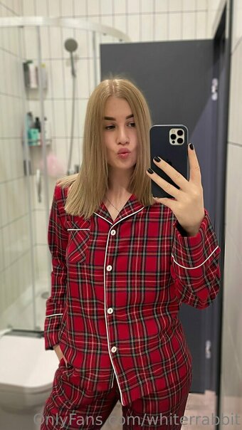 whiterrabbit Nude Leaks Photo 7