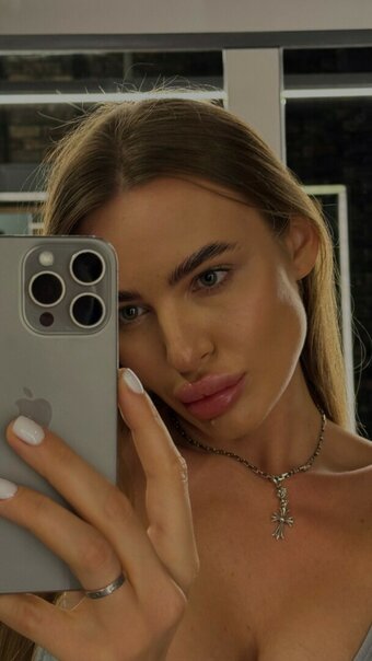 whoissonik whoissonik