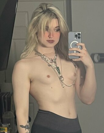 wifemoder / Callista Clouds Nude Leaks OnlyFans Photo 11