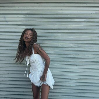 Willow Smith / willowsmith Nude Leaks Photo 11