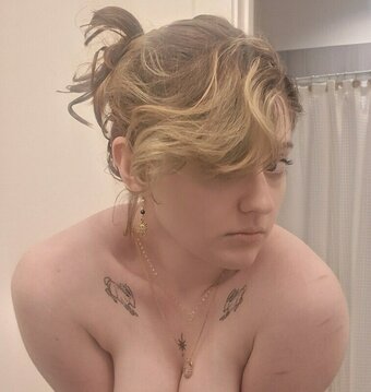WindexNoises / _stayinurlaine_ / favicon.ico / https: / stayinur1aine / stayinyourlaine Nude Leaks OnlyFans Photo 18