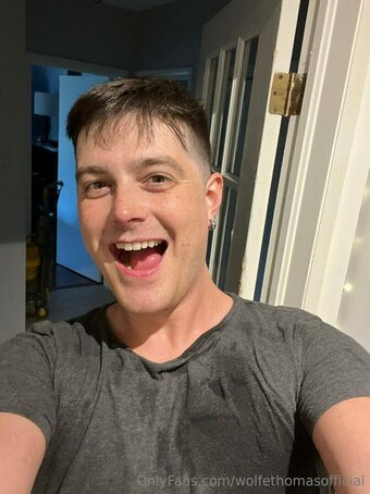 wolfethomasofficial Nude Leaks Photo 12