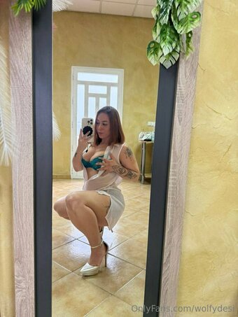 wolfydesi Nude Leaks Photo 18