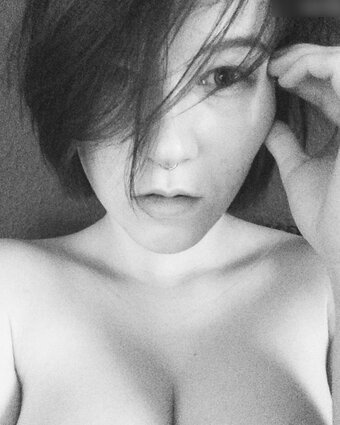 Wolveriene / lisagilhu Nude Leaks Photo 11