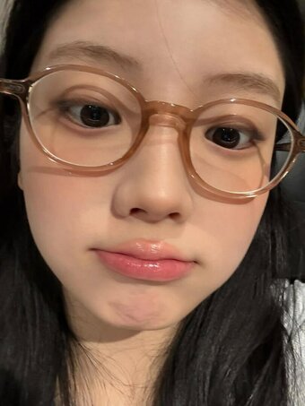 Wonhee / ILLIT / ILLIT_official... / https: / illit_official Nude Leaks Photo 2