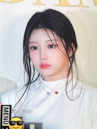 Wonhee / ILLIT / ILLIT_official... / https: / illit_official Nude Leaks Photo 13