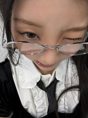 Wonhee / ILLIT / ILLIT_official... / https: / illit_official Nude Leaks Photo 20