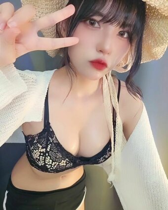 world1104 / 3world_1104 / 세계__ Nude Leaks Photo 2