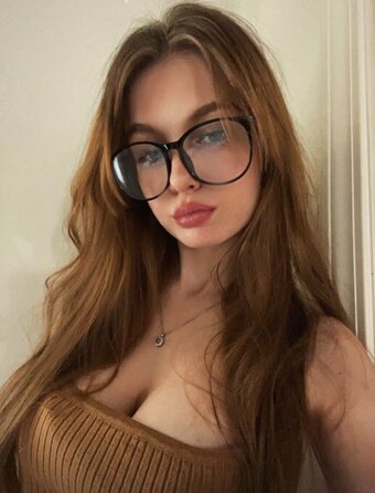 wormbarf / missworm / sluttyworm Nude Leaks OnlyFans Photo 3