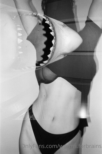 worms.forbrains Nude Leaks Photo 2