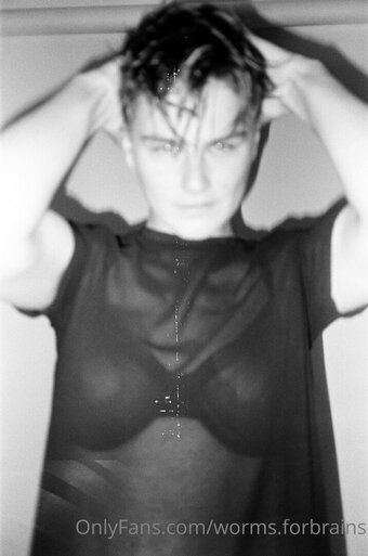 worms.forbrains Nude Leaks Photo 3