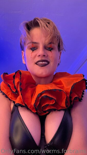 worms.forbrains Nude Leaks Photo 25