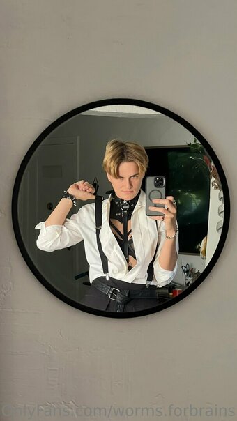 worms.forbrains Nude Leaks Photo 29