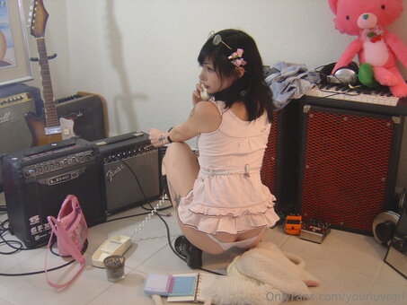 wtsdafuzz / nikki / starbits27 / xxxnxc Nude Leaks OnlyFans Photo 1