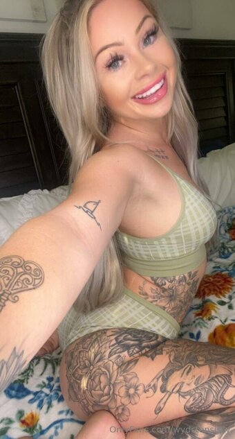 wydstepsissy Nude Leaks Photo 3