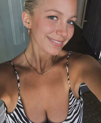 Xandra / a.xandra.free / surethingo5 Nude Leaks OnlyFans Photo 26