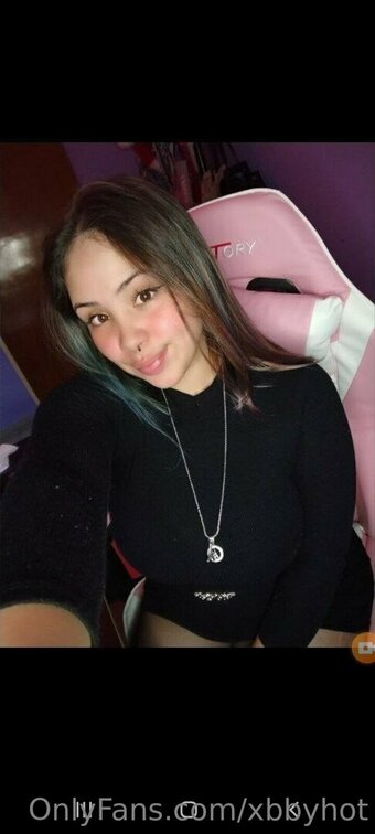 xbbyhot Nude Leaks Photo 1