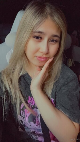 xcinlu Nude Leaks Photo 12