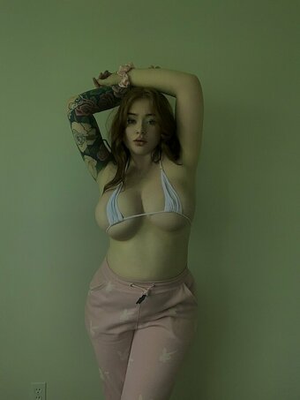 Xdivinestormx / Starstormx / divinestormx Nude Leaks OnlyFans Photo 2