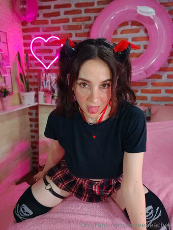 xEeveex / eeveepeaches Nude Leaks OnlyFans Photo 14