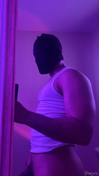 xevric Nude Leaks Photo 3