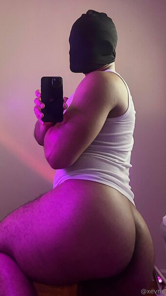 xevric Nude Leaks Photo 4