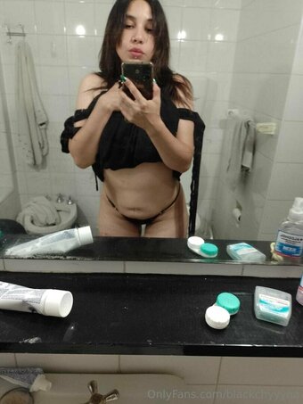 xiawebb Nude Leaks Photo 1