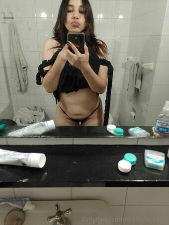 xiawebb Nude Leaks Photo 2