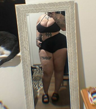 Xlinkinxparkx / _goths_4_linkinpark / trinlovesxyou / tsunami.seaaaaa Nude Leaks Photo 2